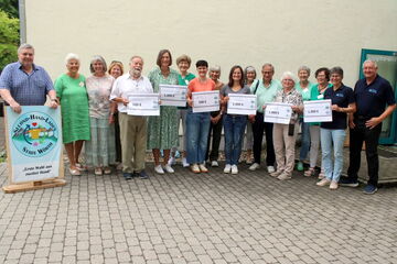 Gruppenbild Second-Hand-Laden